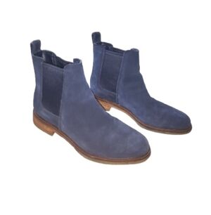 Clarks Navy Blue Faux Suede Chelsea Boots Size 7.5